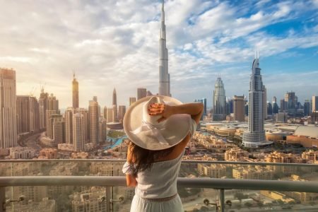 Explore Dubai – 3 Nights 4 Days Trio Package