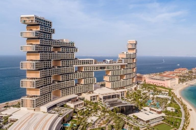 Luxury with Atlantis Stay