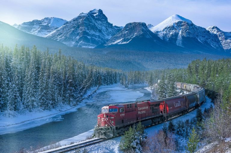 Calgary Banff & Lake Louise Highlights